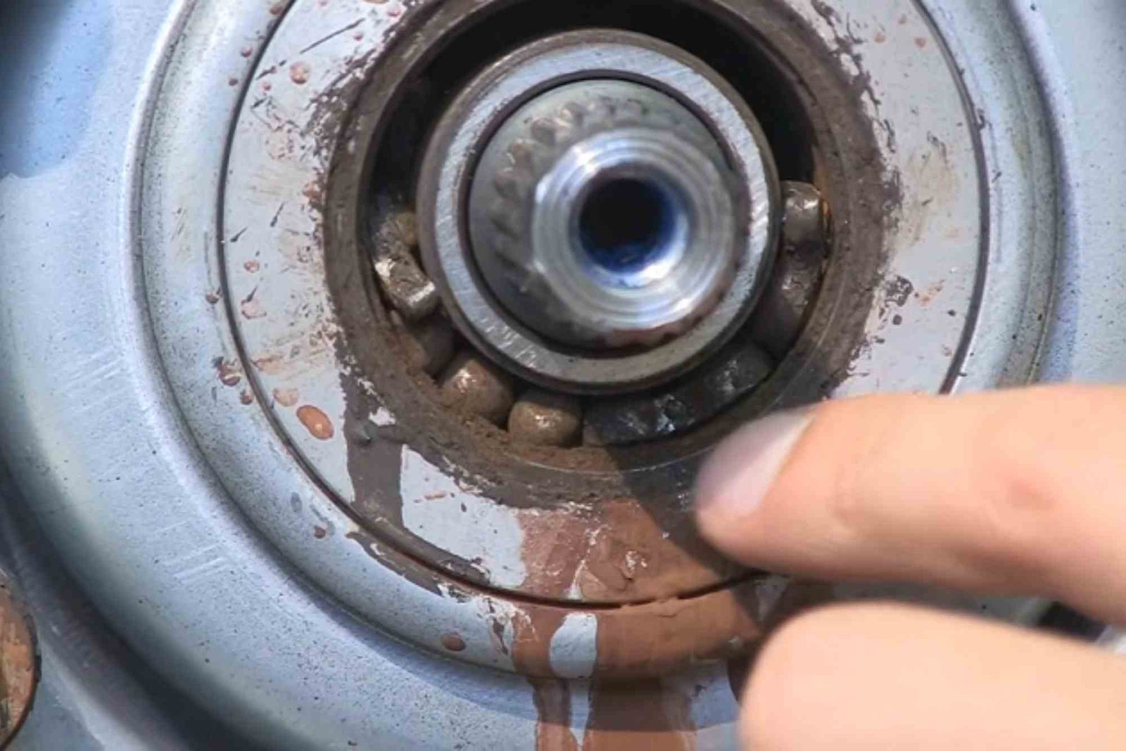 How to Repair Washing Machine Bearing Noise
