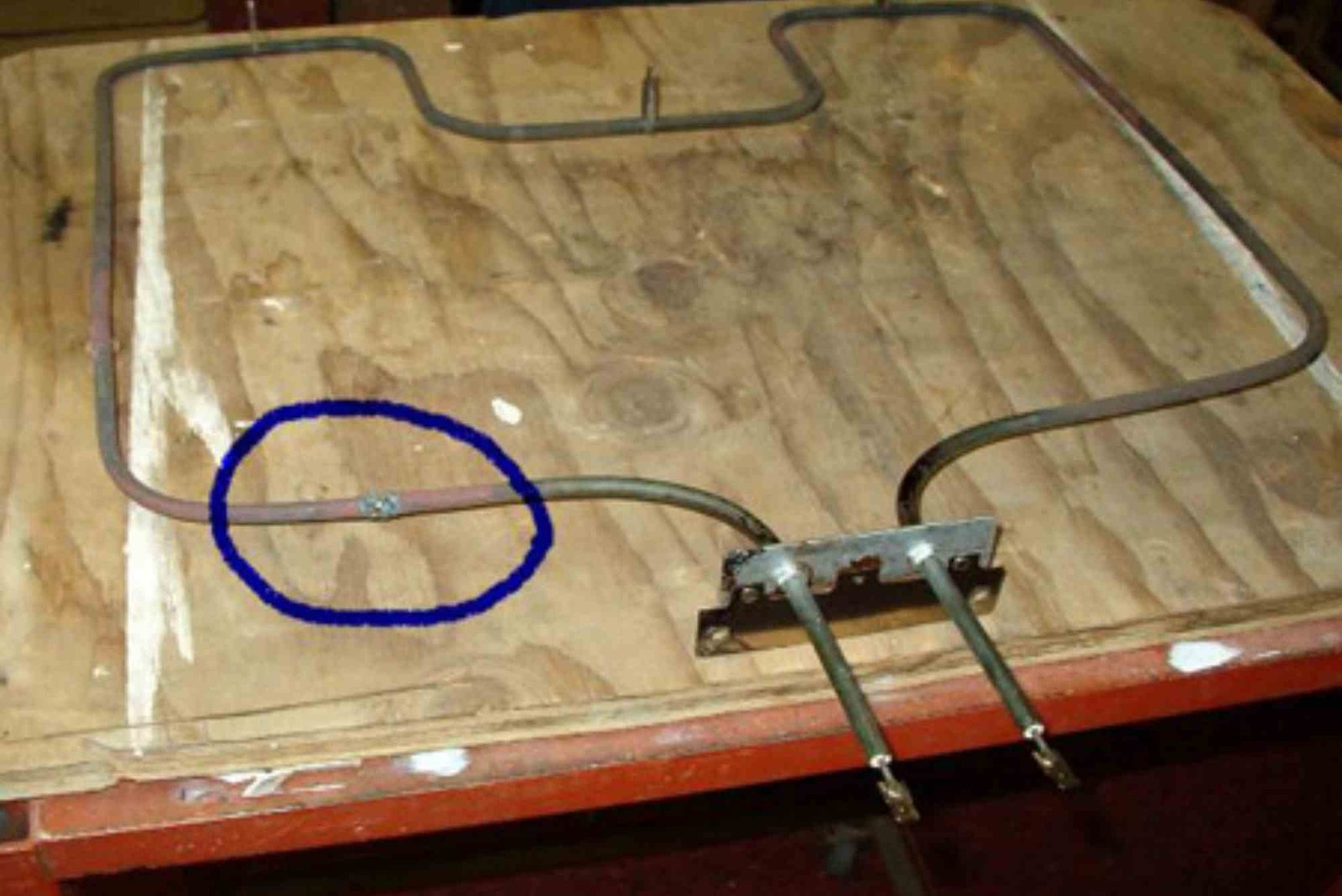Signs of Dryer Drum Seal Damage